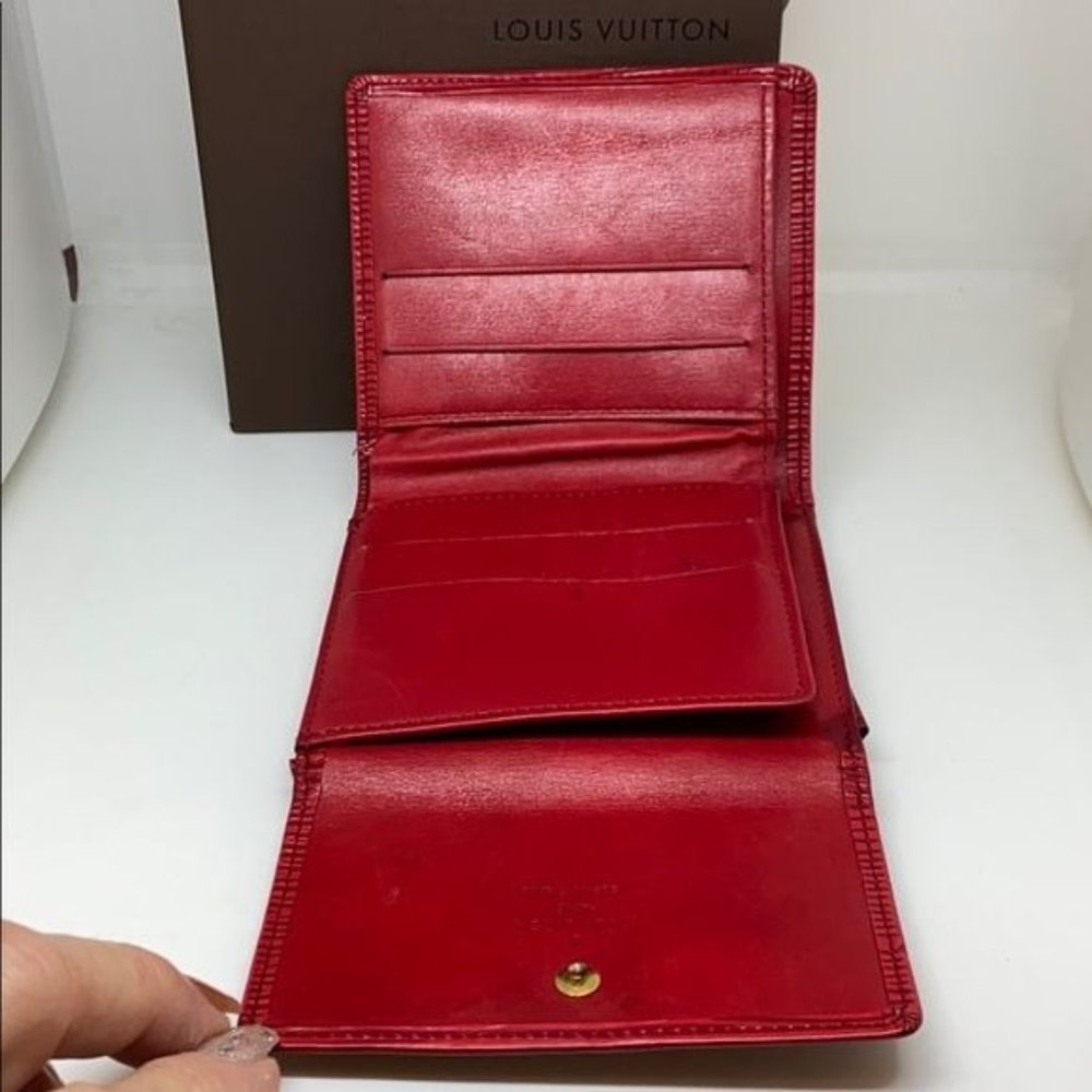 Louis Vuitton Epi Compact Wallet - Picture 4 of 13
